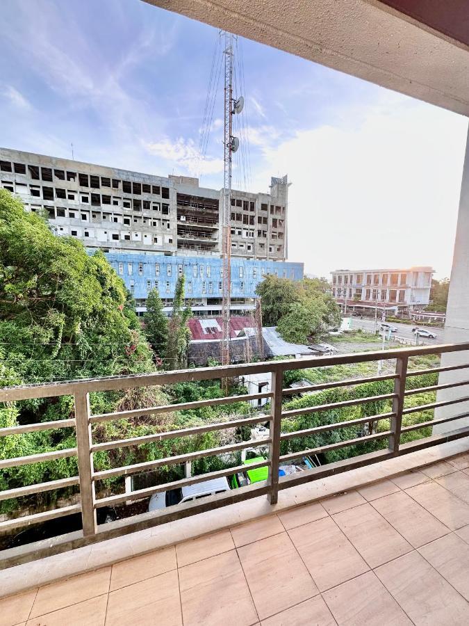 3 Smart Condominium In Cagayan De Oro City Ngoại thất bức ảnh